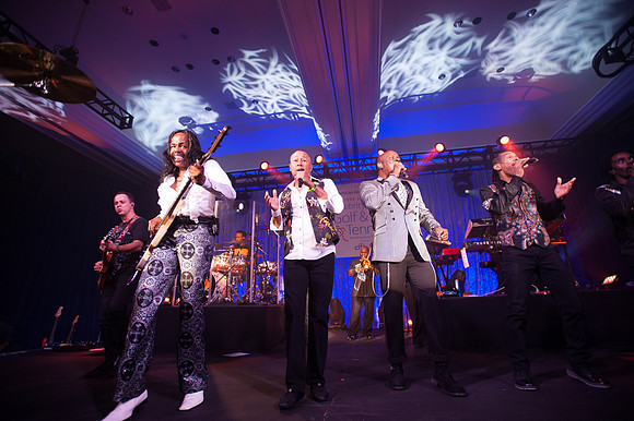 Earth, Wind & Fire