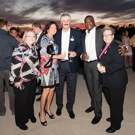 Rollie Fingers (center), Eddie Murray  (2nd from right)