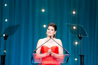 Debra Messing